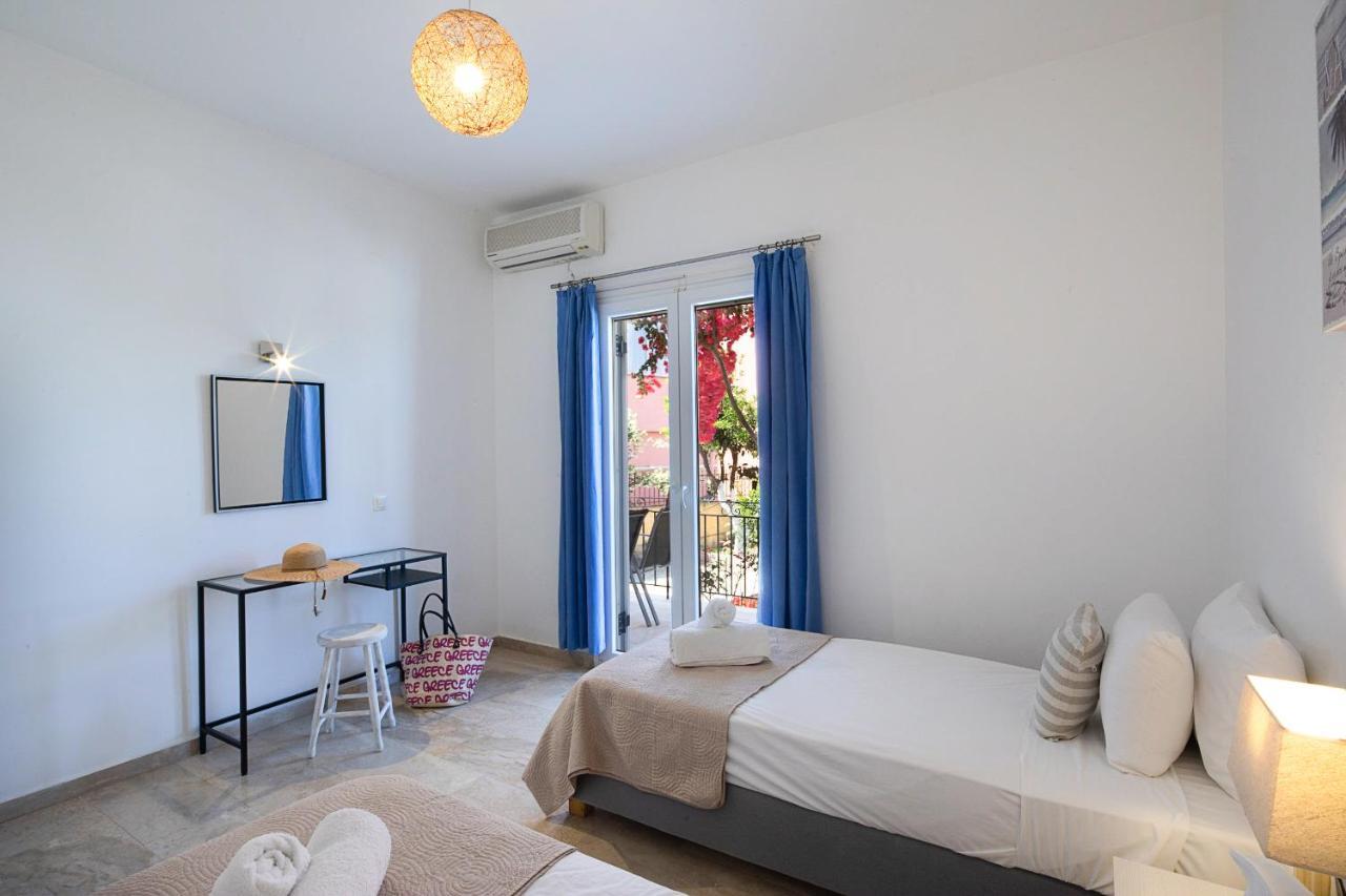 Irini Apartments And Studios Agios Gordios  Exterior photo