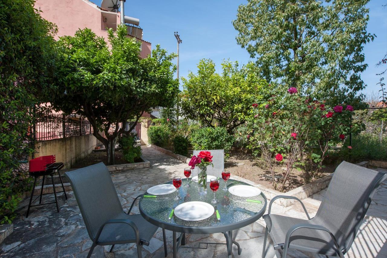 Irini Apartments And Studios Agios Gordios  Exterior photo